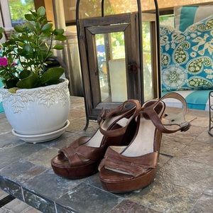 Frye leather brown sandal 7.5 / 8
